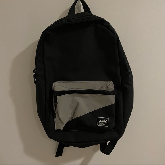 Herschel Supply Reflective Backpack Mid Volume - Picture 1 of 15